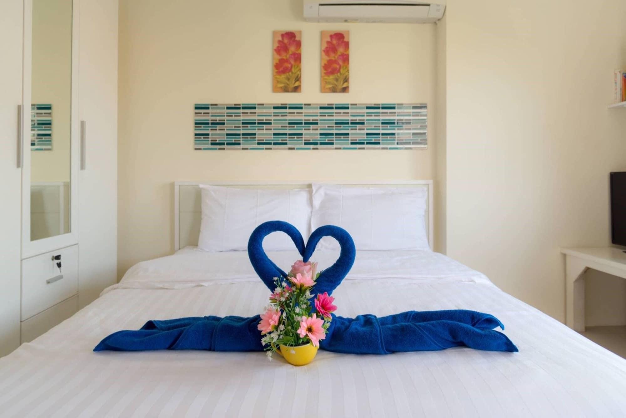 Lotus Suite Hua Hin Exterior photo