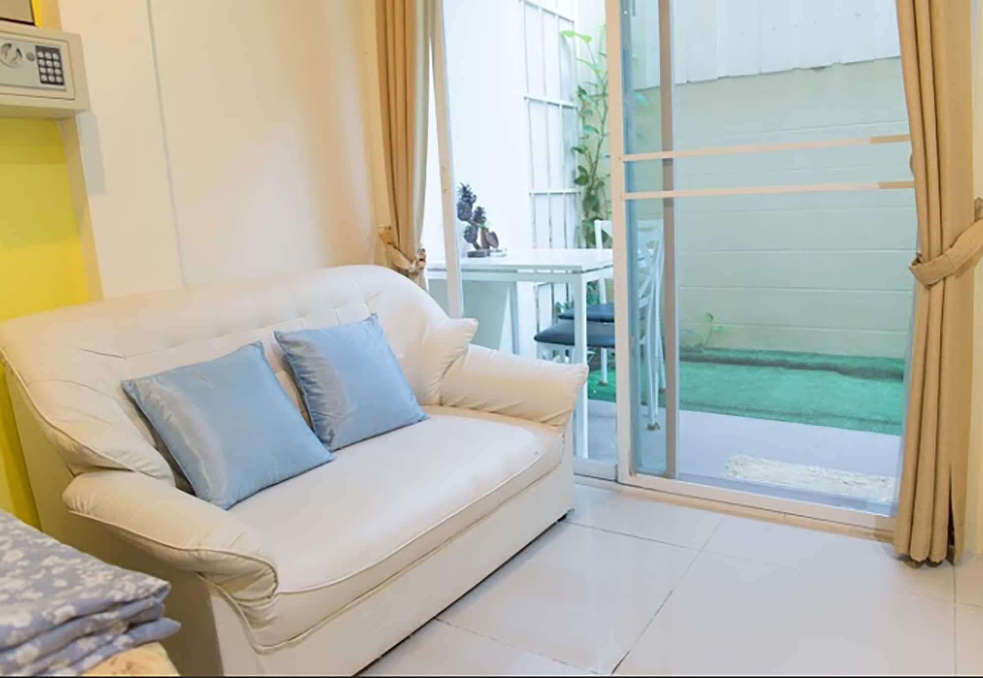 Lotus Suite Hua Hin Exterior photo