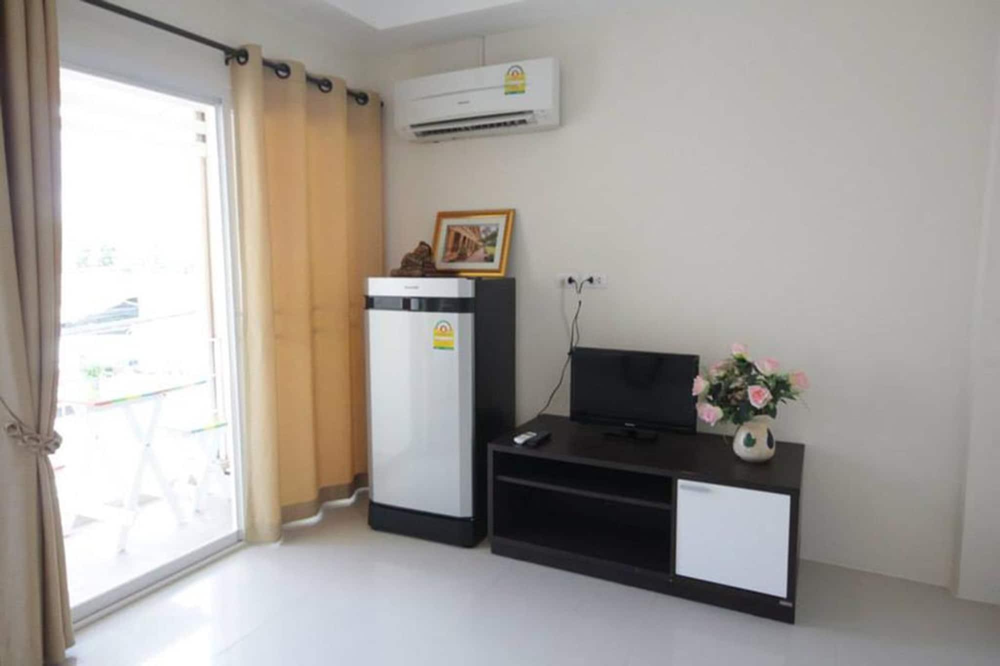 Lotus Suite Hua Hin Exterior photo