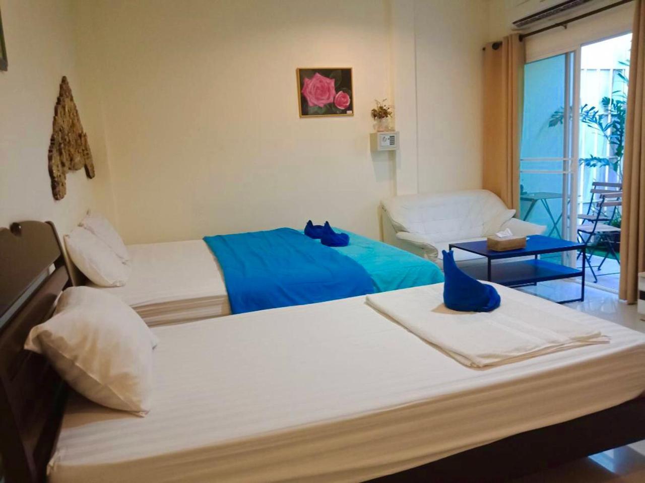 Lotus Suite Hua Hin Exterior photo